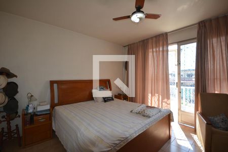 Casa à venda com 536m², 4 quartos e 2 vagasQuarto 1 Suite