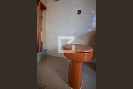 Casa à venda com 536m², 4 quartos e 2 vagasBanheiro de serviço