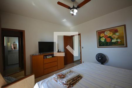 Casa à venda com 536m², 4 quartos e 2 vagasQuarto 1 Suite