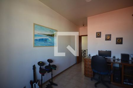 Casa à venda com 536m², 4 quartos e 2 vagasQuarto 2