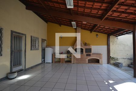 Casa à venda com 536m², 4 quartos e 2 vagasChurrasqueira