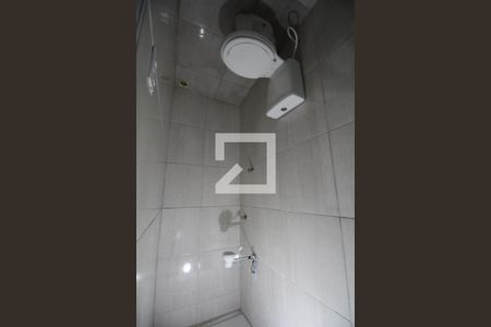 Banheiro de kitnet/studio para alugar com 1 quarto, 16m² em Cambuci, São Paulo