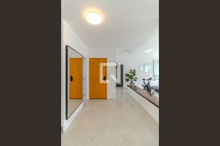 Corredor de Entrada de apartamento à venda com 4 quartos, 283m² em República, São Paulo