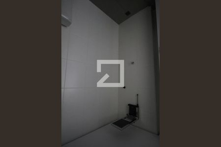 Banheiro de apartamento para alugar com 1 quarto, 29m² em Vila Mariana, São Paulo