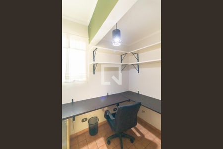 Apartamento para alugar com 97m², 3 quartos e 1 vagaEscritório