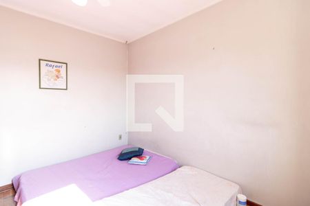 Quarto 2 de casa à venda com 3 quartos, 140m² em Vila Guedes, São Paulo