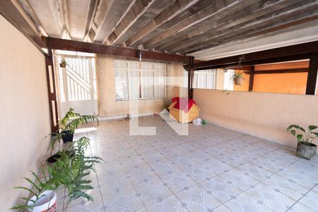 Casa à venda com 140m², 3 quartos e 2 vagas Casa à venda com 140m², 3 quartos e 2 vagasGaragem