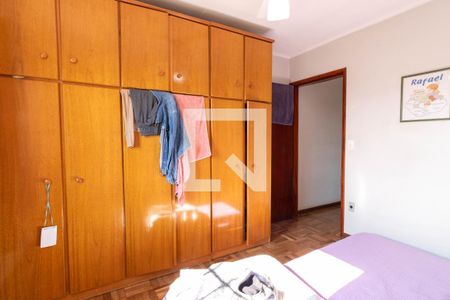 Quarto 2 de casa para alugar com 3 quartos, 140m² em Vila Guedes, São Paulo