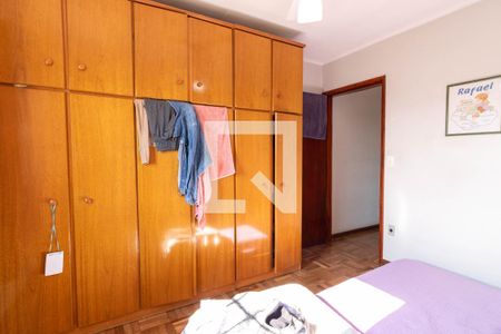 Quarto 2 de casa à venda com 3 quartos, 140m² em Vila Guedes, São Paulo