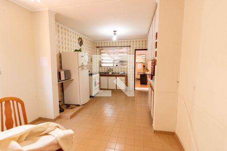 Casa à venda com 140m², 3 quartos e 2 vagas Casa à venda com 140m², 3 quartos e 2 vagasSala de Jantar