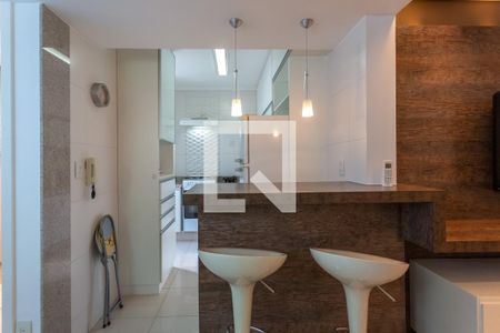 Apartamento para alugar com 70m², 2 quartos e 2 vagas Apartamento para alugar com 70m², 2 quartos e 2 vagasCozinha