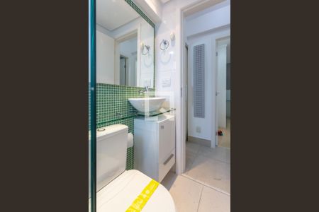 Apartamento para alugar com 70m², 2 quartos e 2 vagas Apartamento para alugar com 70m², 2 quartos e 2 vagasBanheiro