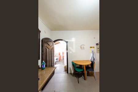 Casa à venda com 341m², 6 quartos e 2 vagasCozinha