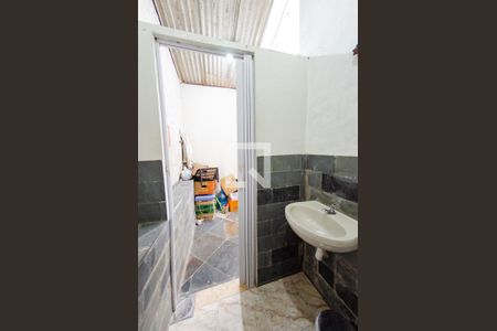 Casa à venda com 341m², 6 quartos e 2 vagasBanheiro de serviço