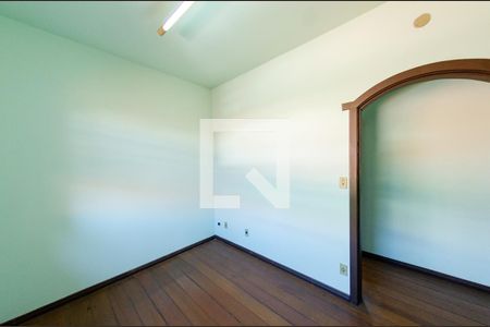 Casa à venda com 341m², 6 quartos e 2 vagasCasa 2 - Quarto 3