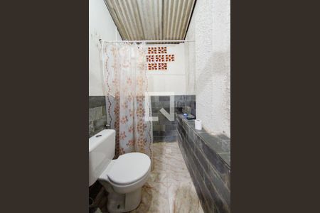 Casa à venda com 341m², 6 quartos e 2 vagasBanheiro de serviço