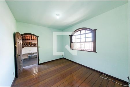 Casa à venda com 341m², 6 quartos e 2 vagasCasa 2 - Sala