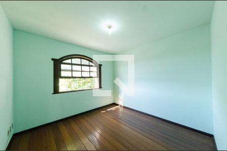 Casa à venda com 341m², 6 quartos e 2 vagasCasa 2 - Quarto 1