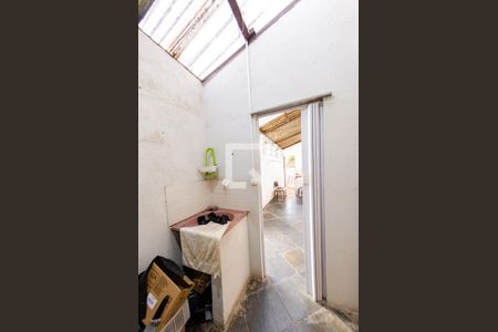 Casa à venda com 341m², 6 quartos e 2 vagasQuarto de serviço