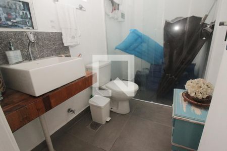 Casa à venda com 280m², 3 quartos e 2 vagasBanheiro 3