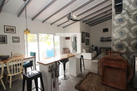 Casa à venda com 280m², 3 quartos e 2 vagasVaranda gourmet