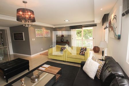 Sala 2 de casa à venda com 3 quartos, 280m² em Guarujá, Porto Alegre