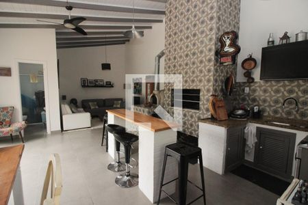 Casa à venda com 280m², 3 quartos e 2 vagasVaranda gourmet