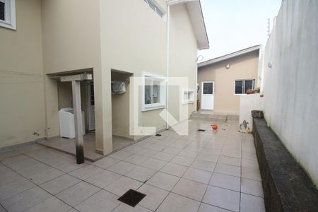 Casa à venda com 280m², 3 quartos e 2 vagasQuintal