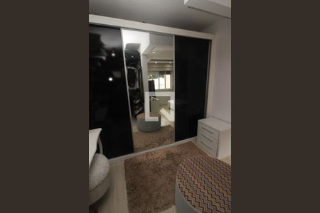 Casa à venda com 280m², 3 quartos e 2 vagasCloset da suíte