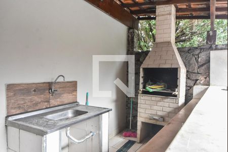 Casa à venda com 180m², 3 quartos e 2 vagasVaranda Gourmet