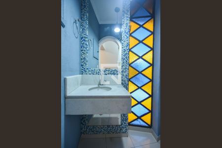 Lavabo de casa à venda com 3 quartos, 180m² em Campo Belo, São Paulo