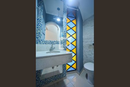 Lavabo de casa à venda com 3 quartos, 180m² em Campo Belo, São Paulo