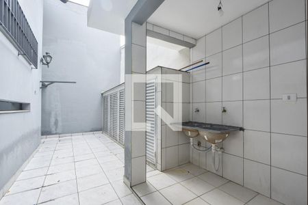 Casa à venda com 180m², 3 quartos e 2 vagasLavanderia