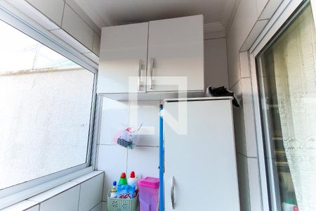 Casa à venda com 105m², 2 quartos e 3 vagas Casa à venda com 105m², 2 quartos e 3 vagasÁrea de Serviço