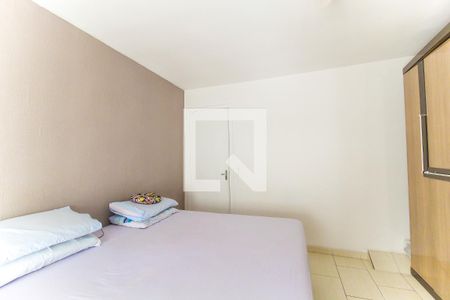 Suíte 1 de casa à venda com 2 quartos, 105m² em Vila Carmosina, São Paulo