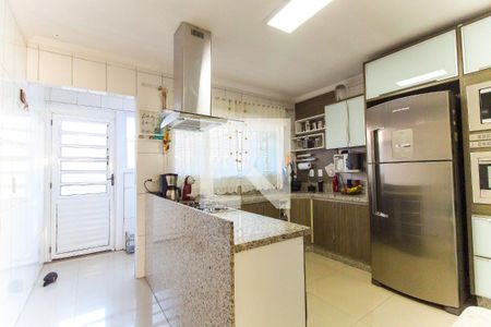 Casa à venda com 105m², 2 quartos e 3 vagas Casa à venda com 105m², 2 quartos e 3 vagasCozinha