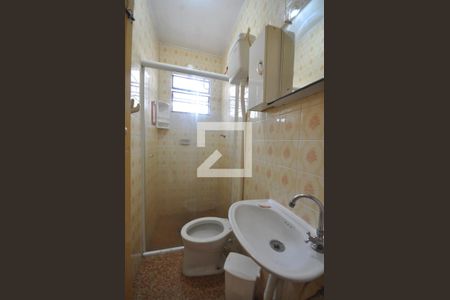 Banheiro de casa para alugar com 1 quarto, 48m² em Vila Nivi, São Paulo