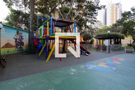 Apartamento à venda com 60m², 3 quartos e 1 vaga Apartamento à venda com 60m², 3 quartos e 1 vagaÁrea comum - Playground