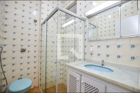 Banheiro de apartamento à venda com 1 quarto, 50m² em São Domingos, Niterói