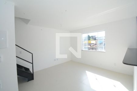 Sala de casa de condomínio à venda com 2 quartos, 97m² em Irajá, Rio de Janeiro