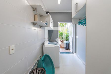 Casa à venda com 420m², 4 quartos e 5 vagasLavanderia