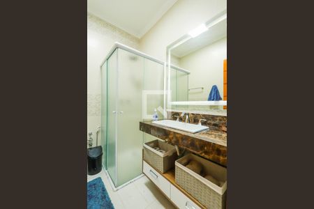 Casa à venda com 420m², 4 quartos e 5 vagasBanheiro Social