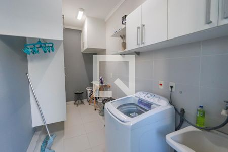 Casa à venda com 420m², 4 quartos e 5 vagasLavanderia