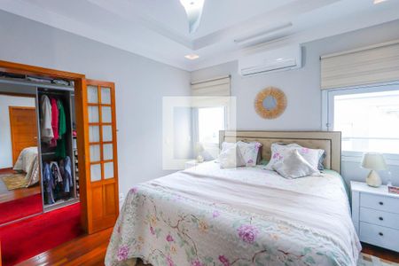 Casa à venda com 420m², 4 quartos e 5 vagasSuíte 2