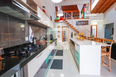 Casa à venda com 420m², 4 quartos e 5 vagasCozinha