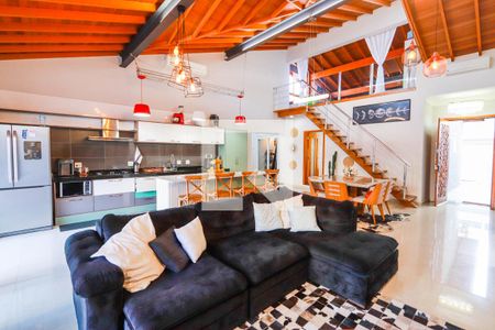 Casa à venda com 420m², 4 quartos e 5 vagasSala