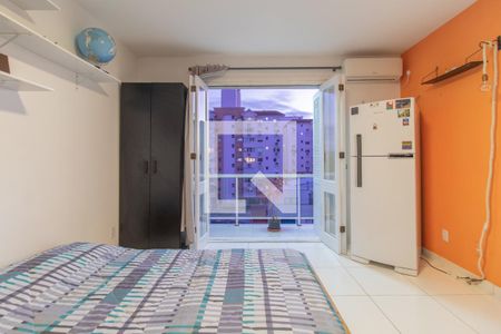 Studio para alugar com 29m², 1 quarto e sem vagaSala/Quarto