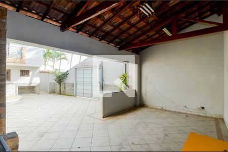 Casa à venda com 300m², 4 quartos e 7 vagasChurrasqueira