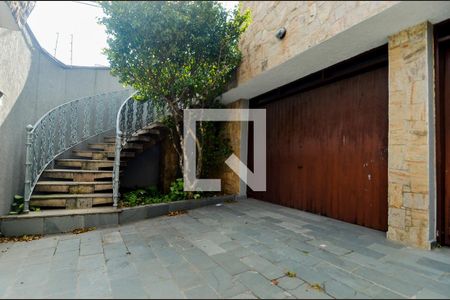 Casa à venda com 300m², 4 quartos e 7 vagasEntrada Social 