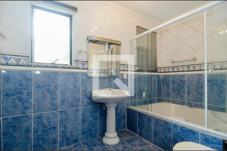 Casa à venda com 300m², 4 quartos e 7 vagasBanheiro da Suíte